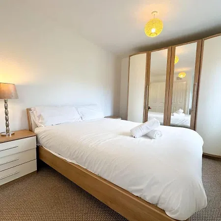 Aidan House By Blue Skies מידלסבורו