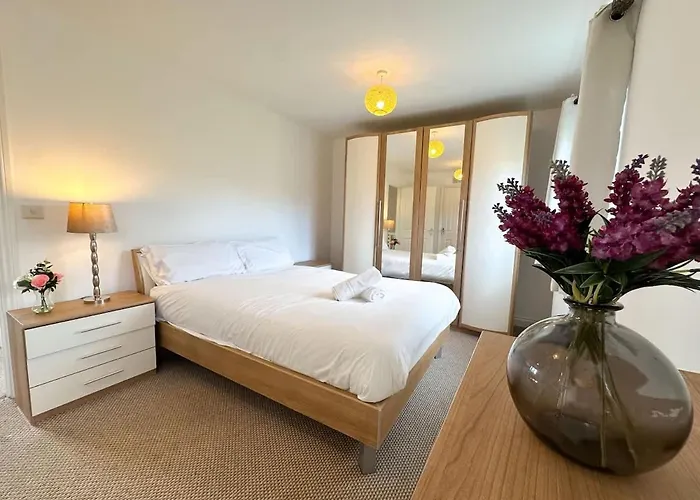 Aidan House By Blue Skies Holiday home