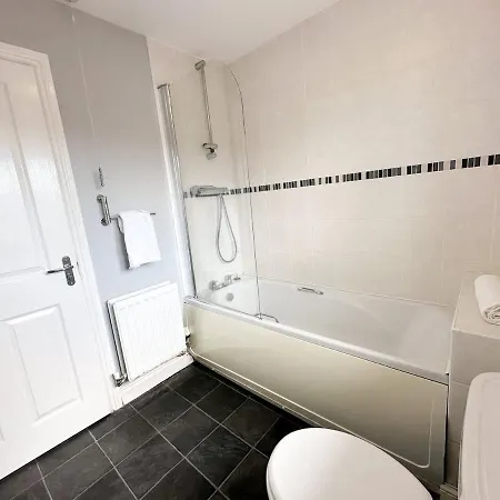 Aidan House By Blue Skies بيت للعطل